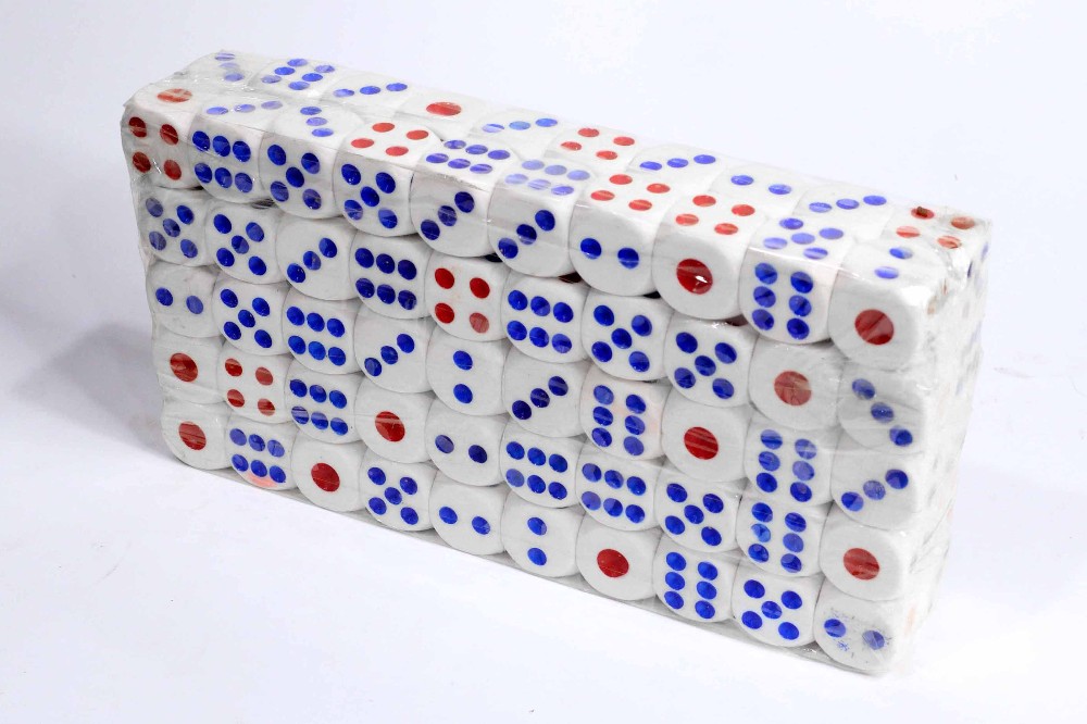 White Dice 18mm (Milky)