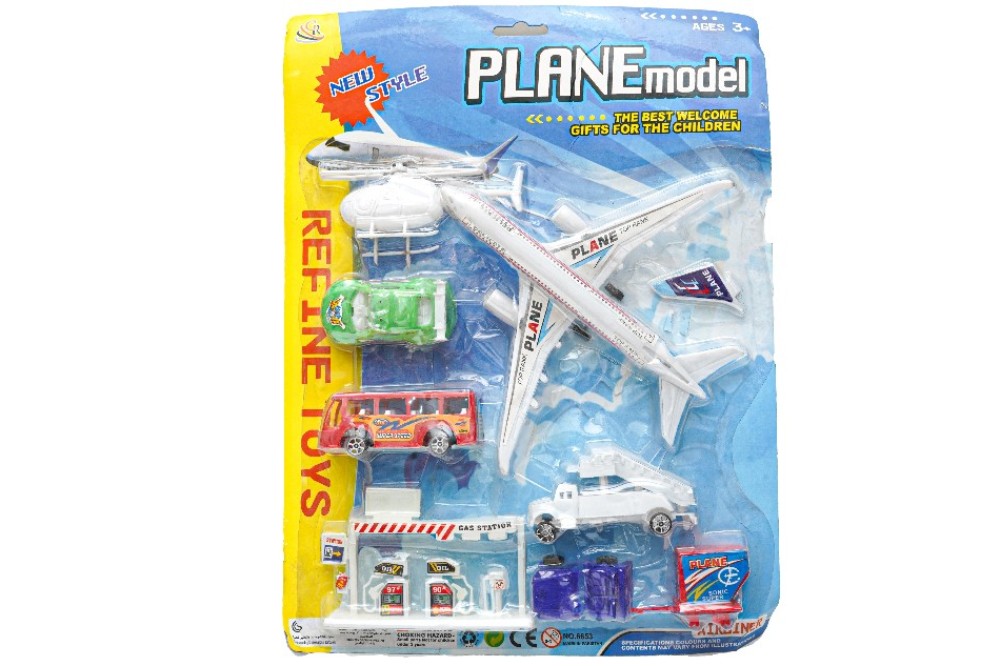 Small Children Plane Gift Set Airport Toy Play Set & Accessories