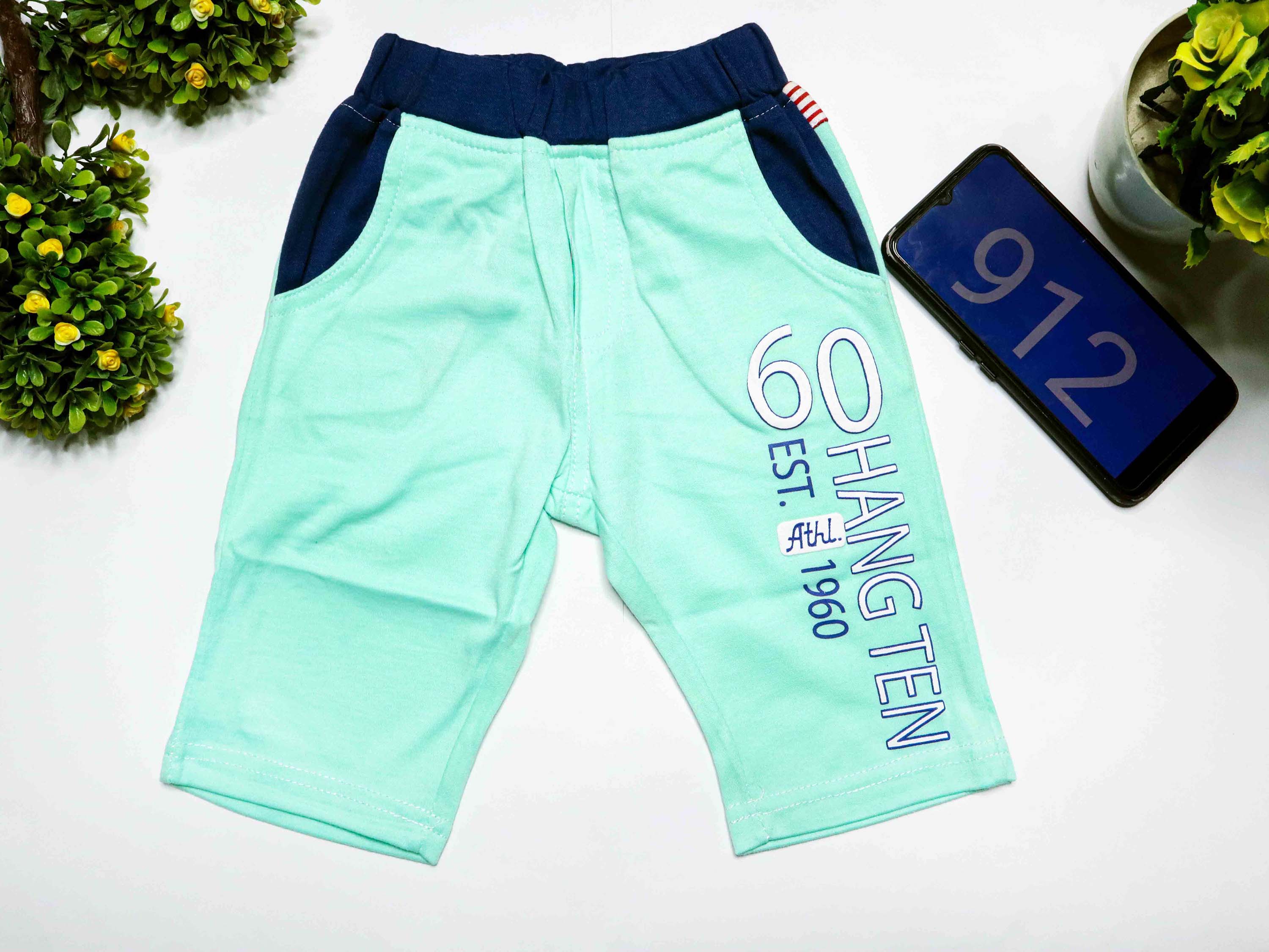 Best  nicker short using for workout best fashion for unisex can use in all seasons